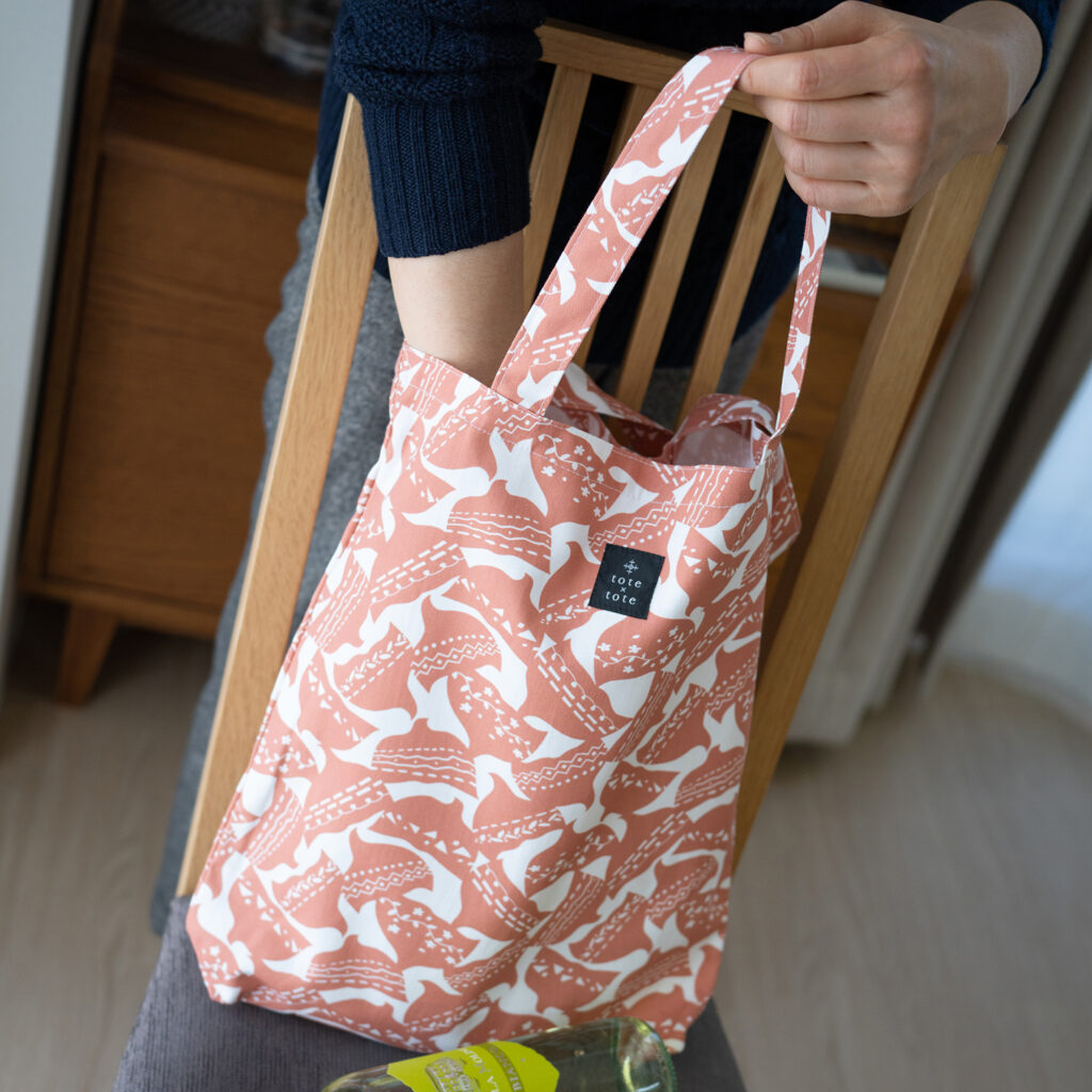 陶器の鳥