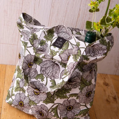トートバッグ（retoro flower November）