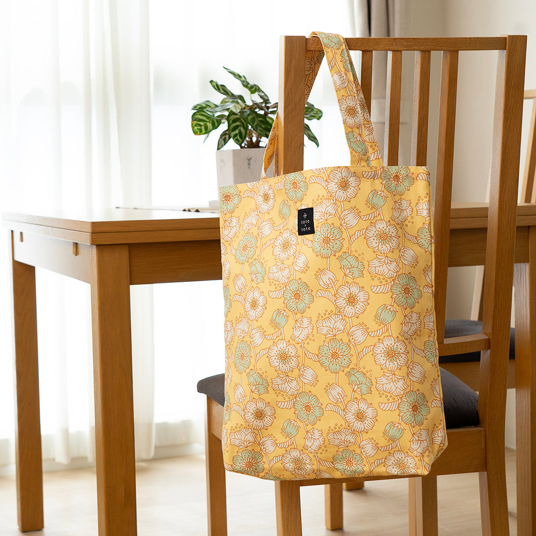 トートバッグ（retoro flower July）