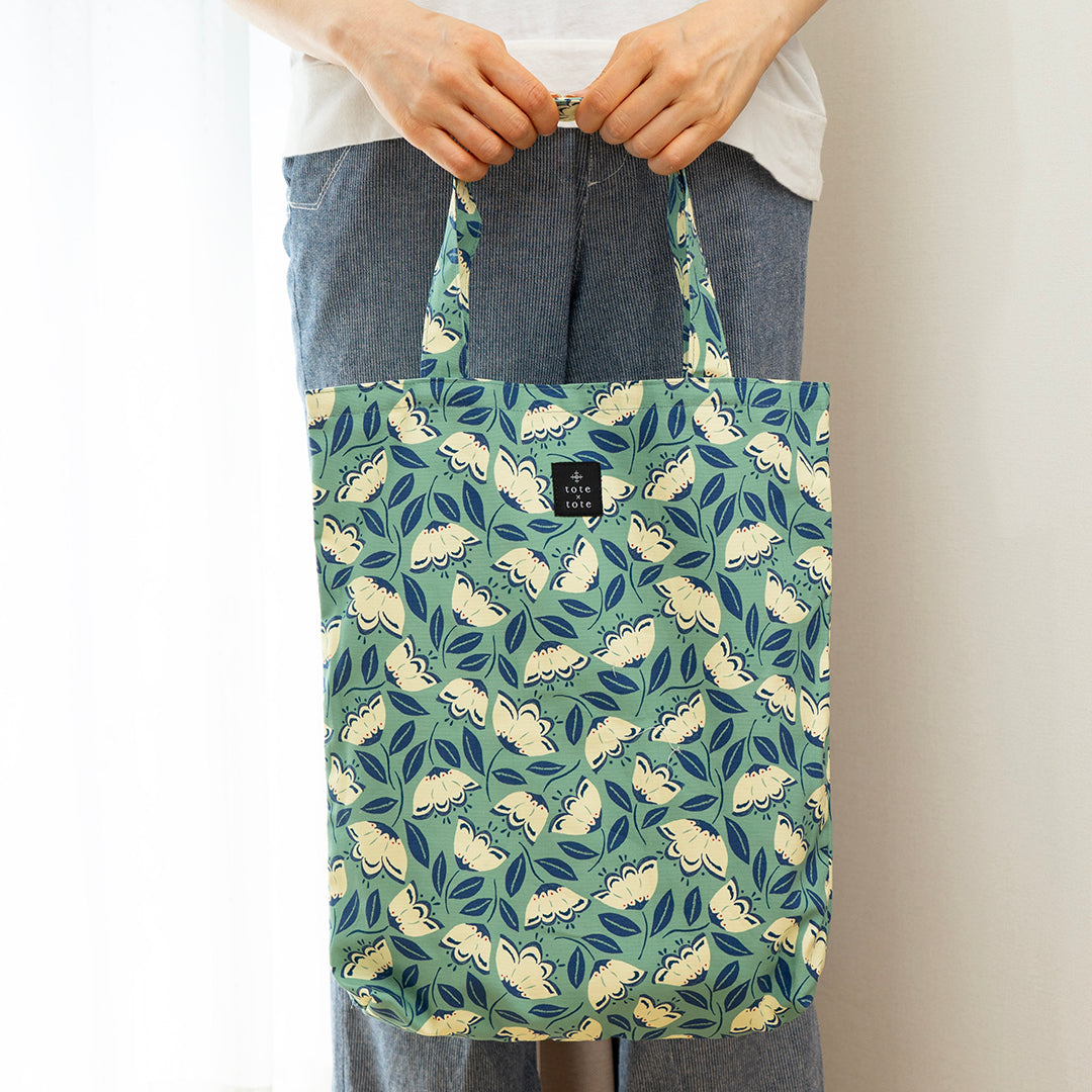 トートバッグ（retoro flower August）